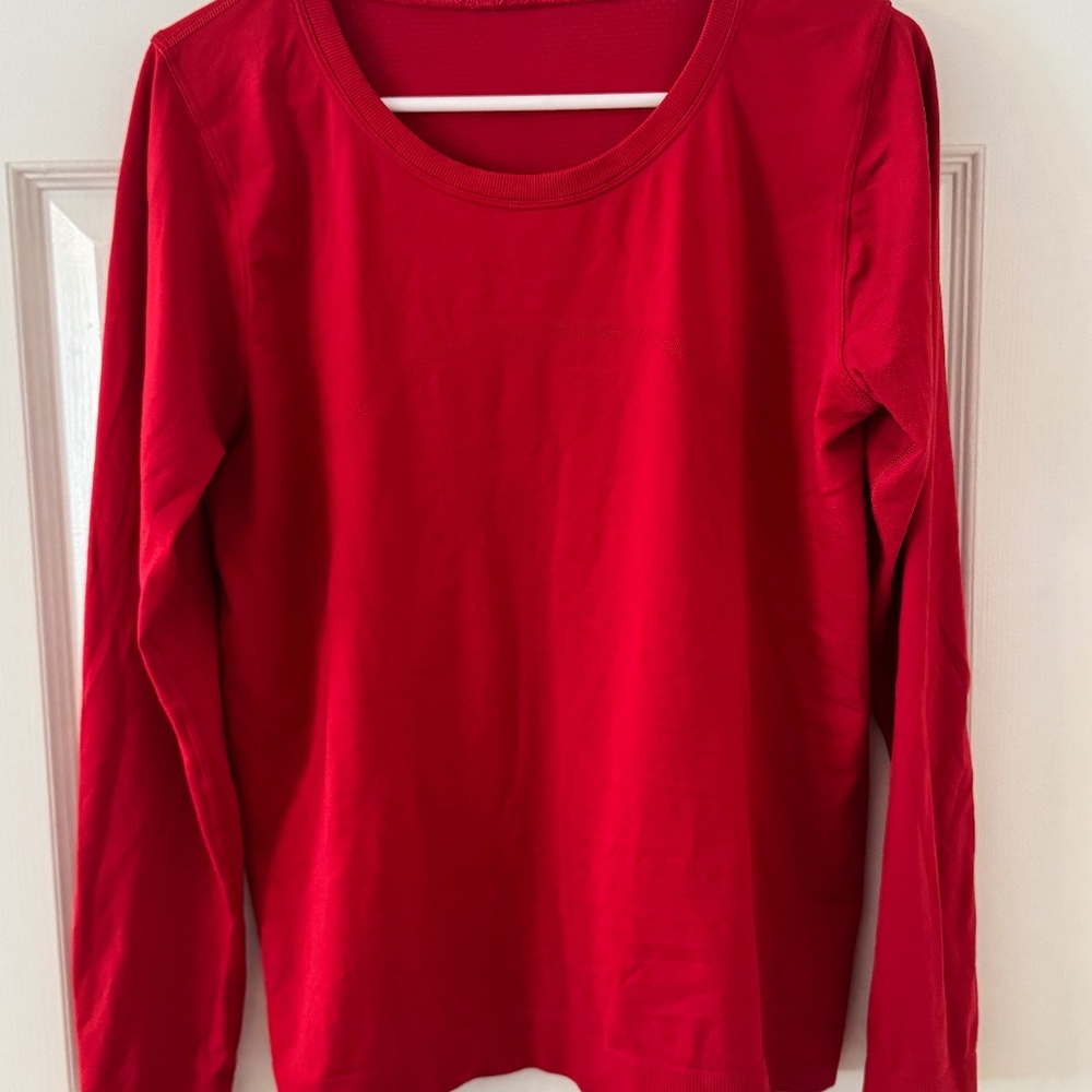 Lululemon long sleeve shirt